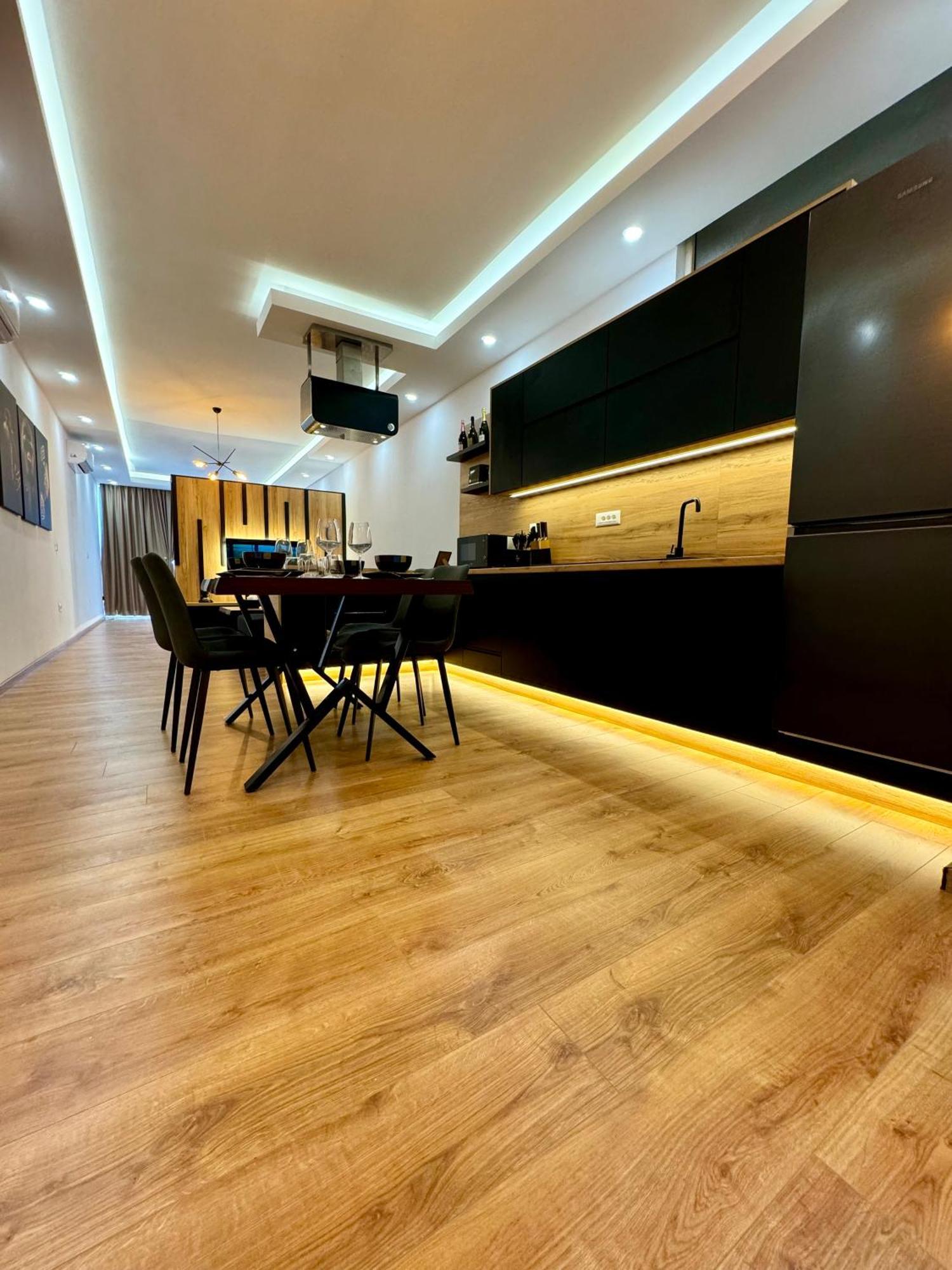 Luxury Central Baba Apartment Shkodra Exterior foto