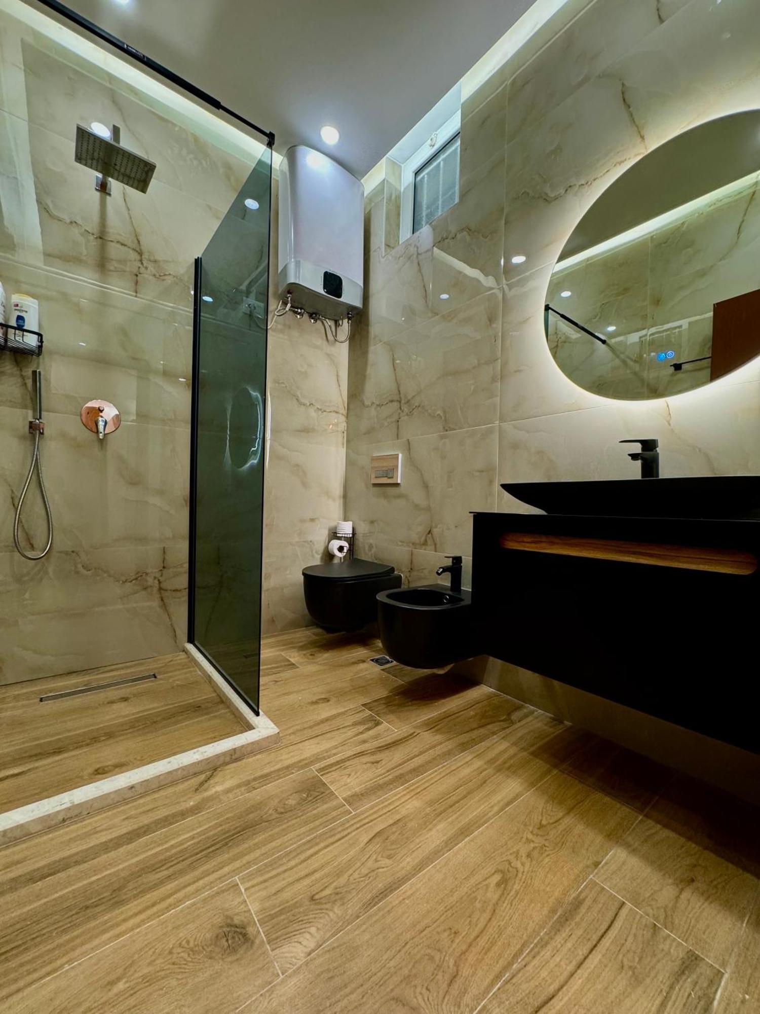 Luxury Central Baba Apartment Shkodra Exterior foto